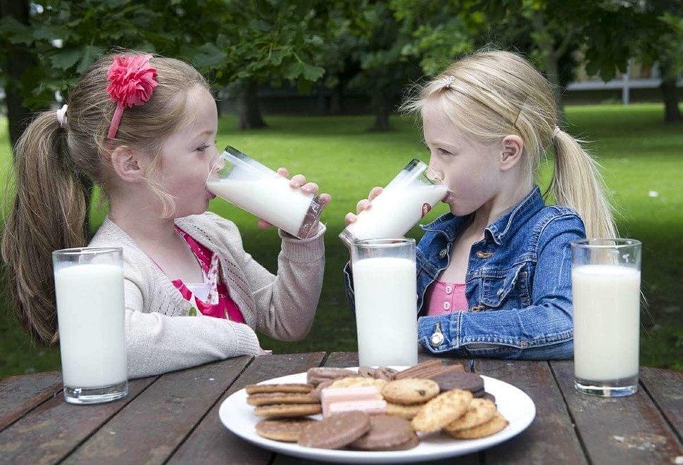 Сколько молочных продуктов можно употреблять ребенку?